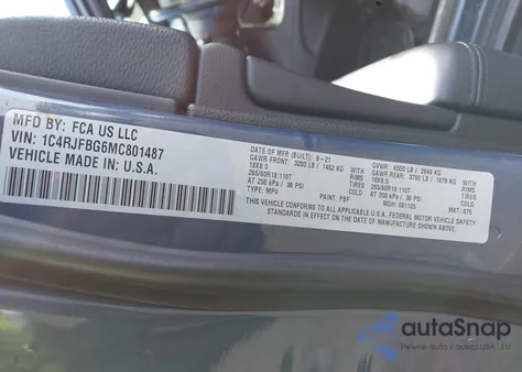 2021 Jeep Grand Cherokee Limited 4X4 z USA, uszkodzony, nr VIN 1C4RJFBG6MC801487